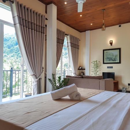 Tranquil Quarter Hotel Kandy Bagian luar foto