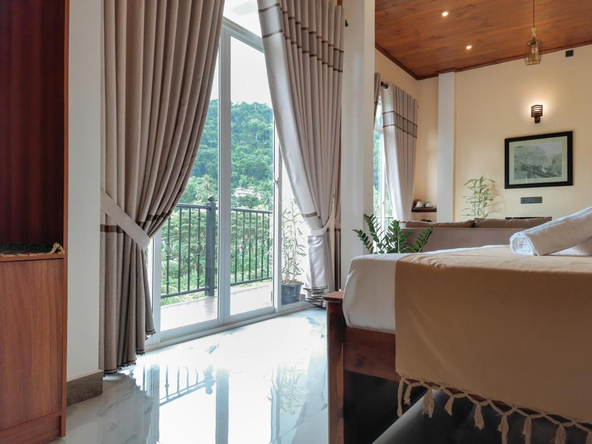 Tranquil Quarter Hotel Kandy Bagian luar foto